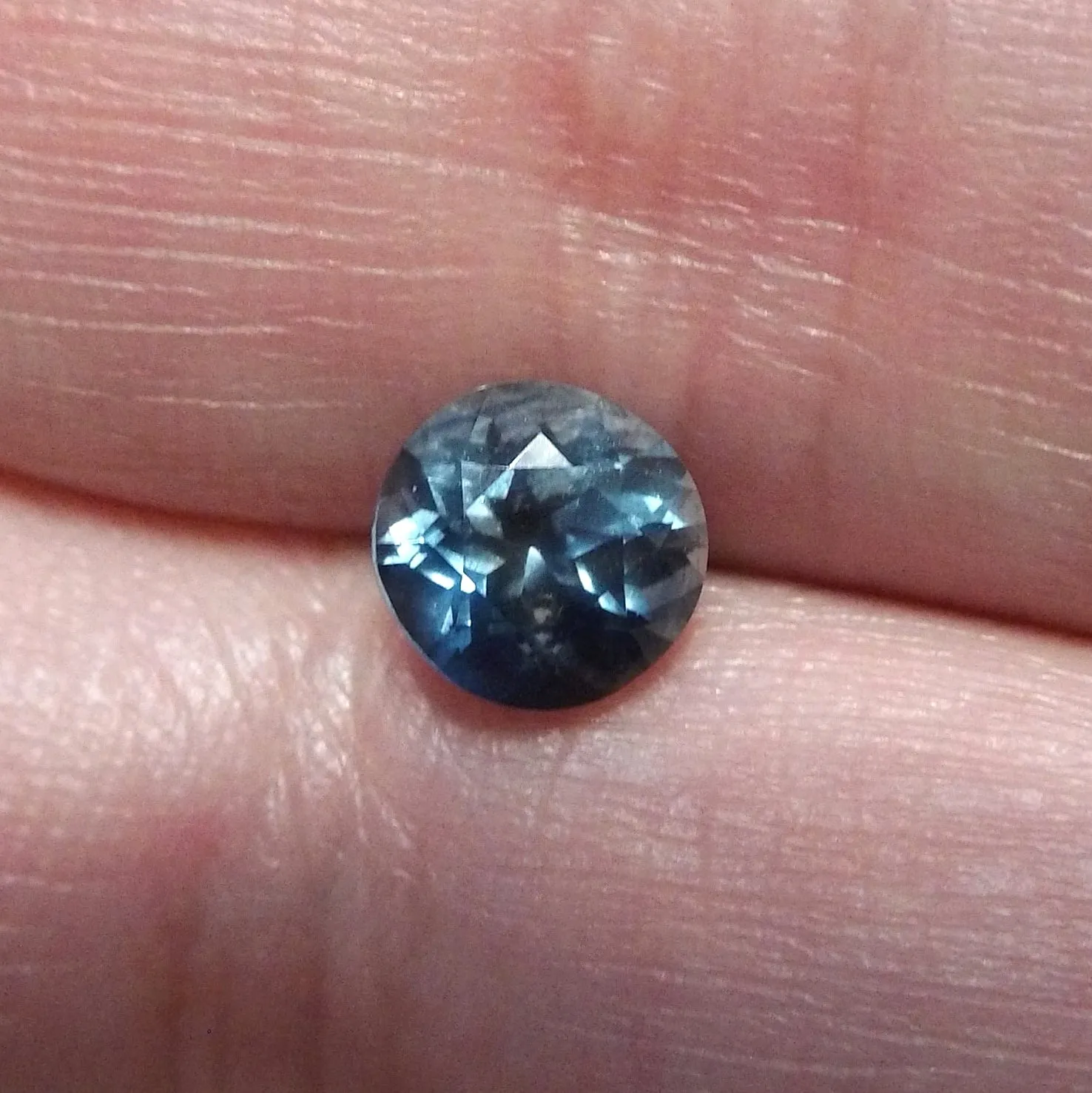 1.42ct ROUND BLUE MONTANA SAPPHIRE