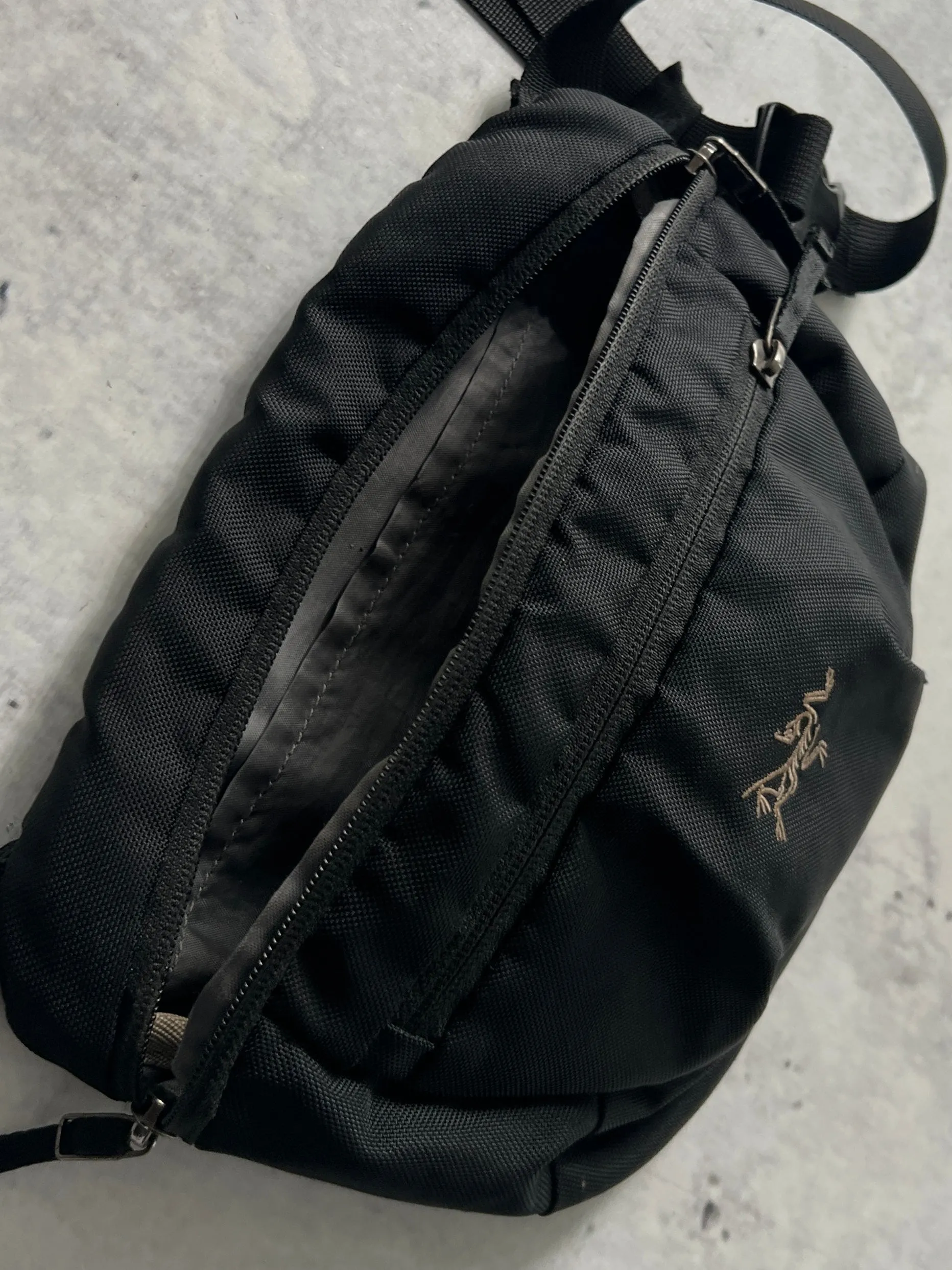 Arcteryx Maka 1 shoulder / side bag (one size)