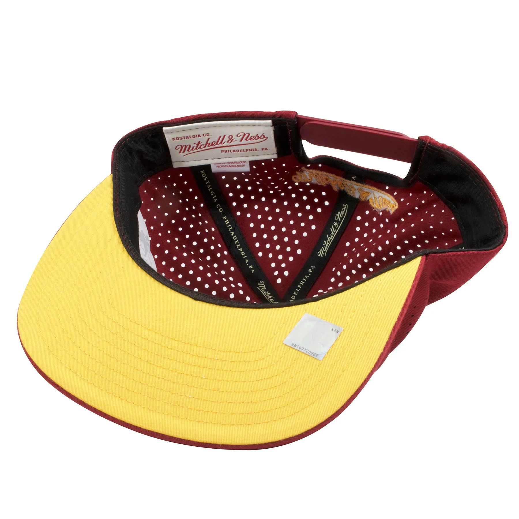 Cleveland Cavaliers Maroon Perforated Mesh Mitchell and Ness Snapback Hat