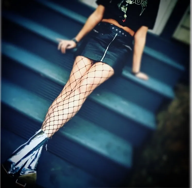 Fishnet pantyhose with extra large meshes | Dark Ages