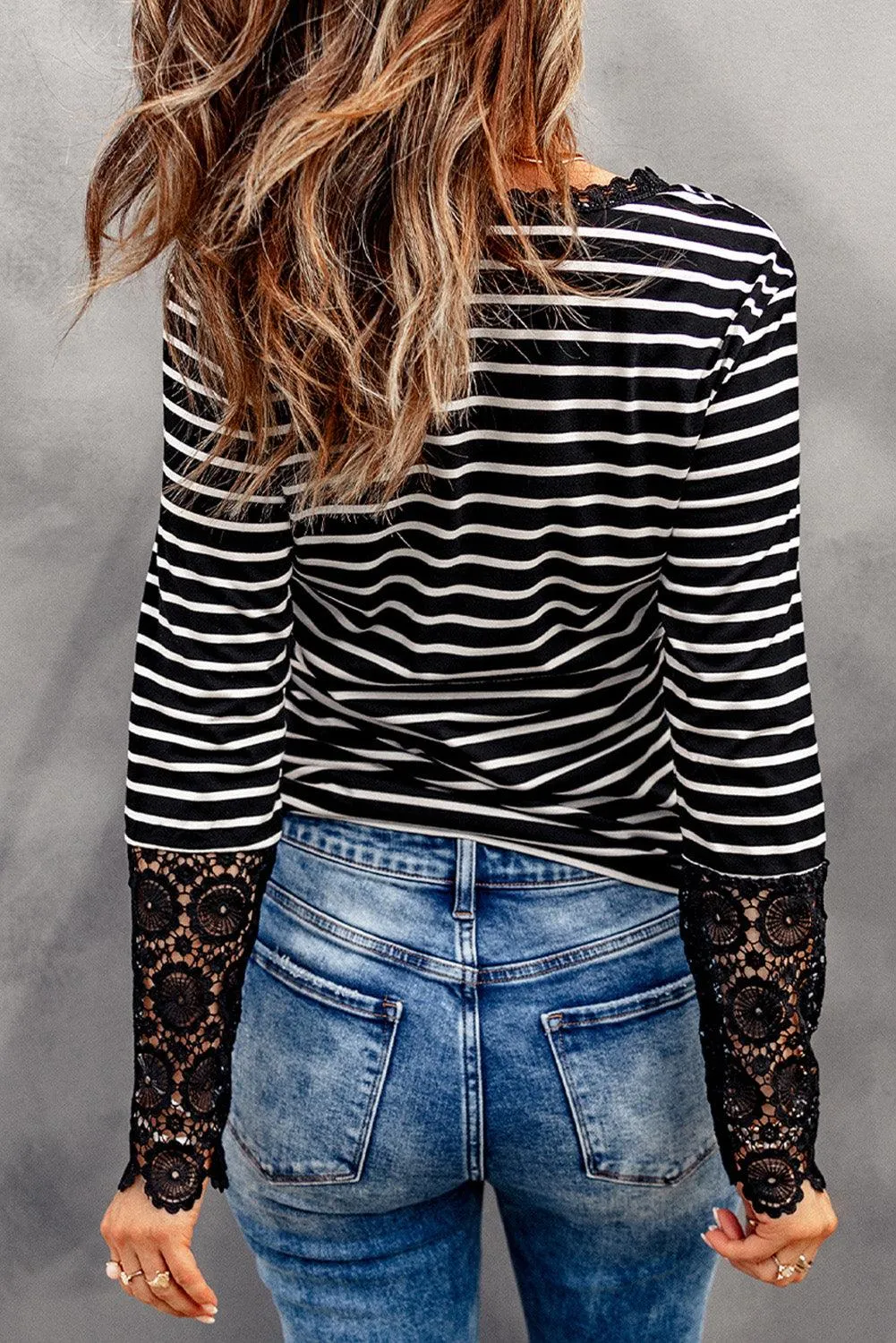 Lace Striped Splicing Hollow-out Button Long Sleeves Top - Black/White