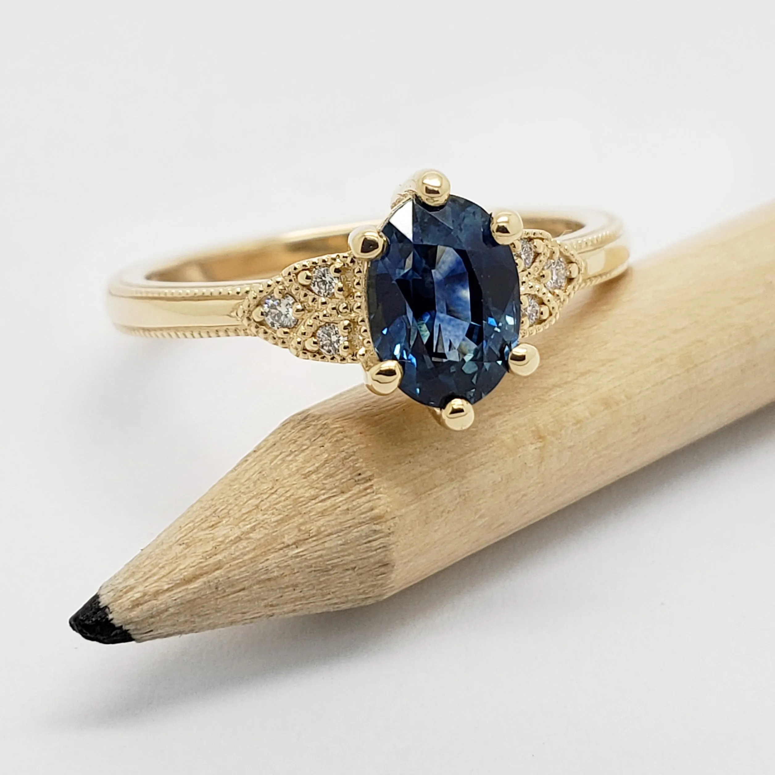 Lucia Yellow | Blue Sapphire