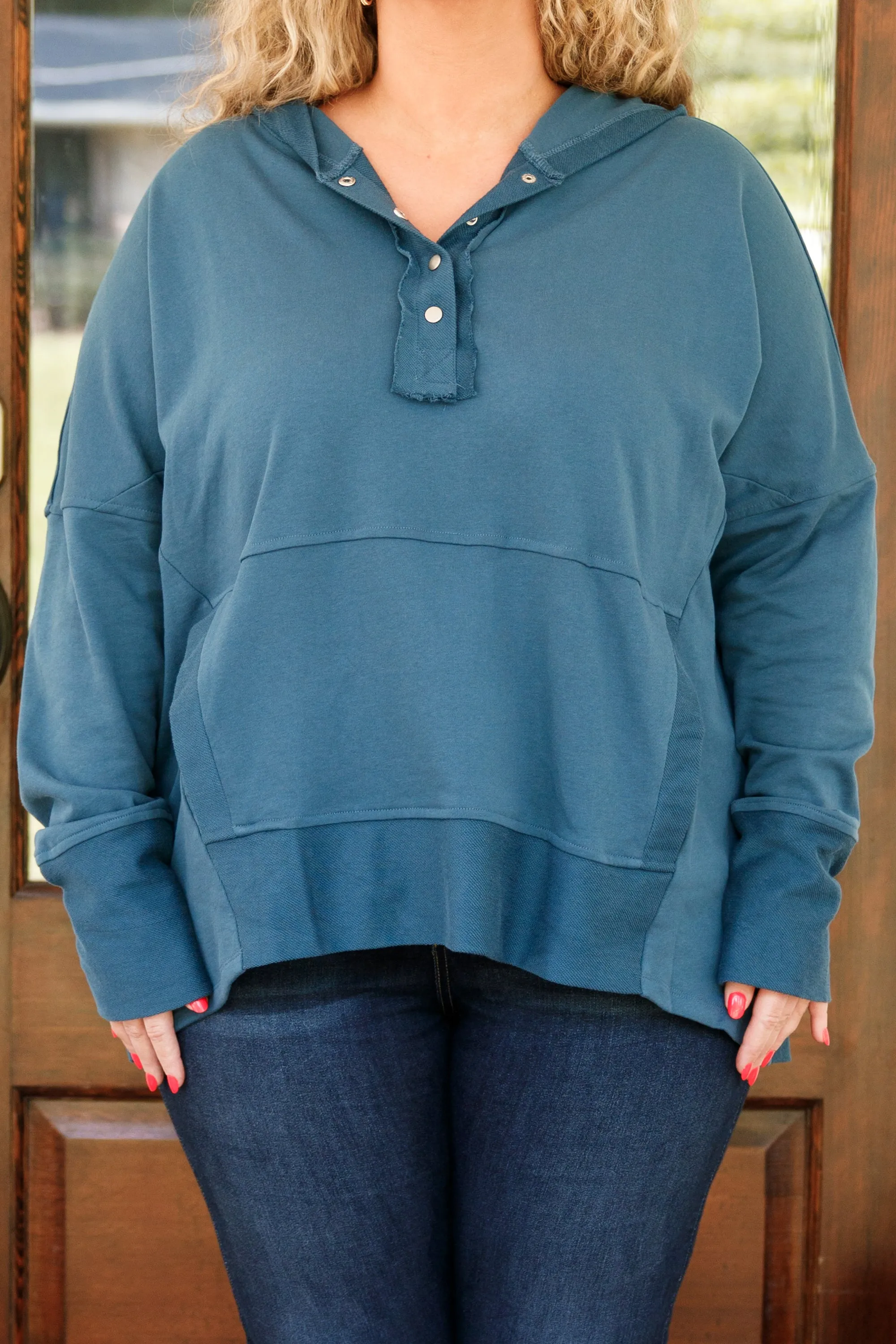 Met Somebody Pullover, Teal