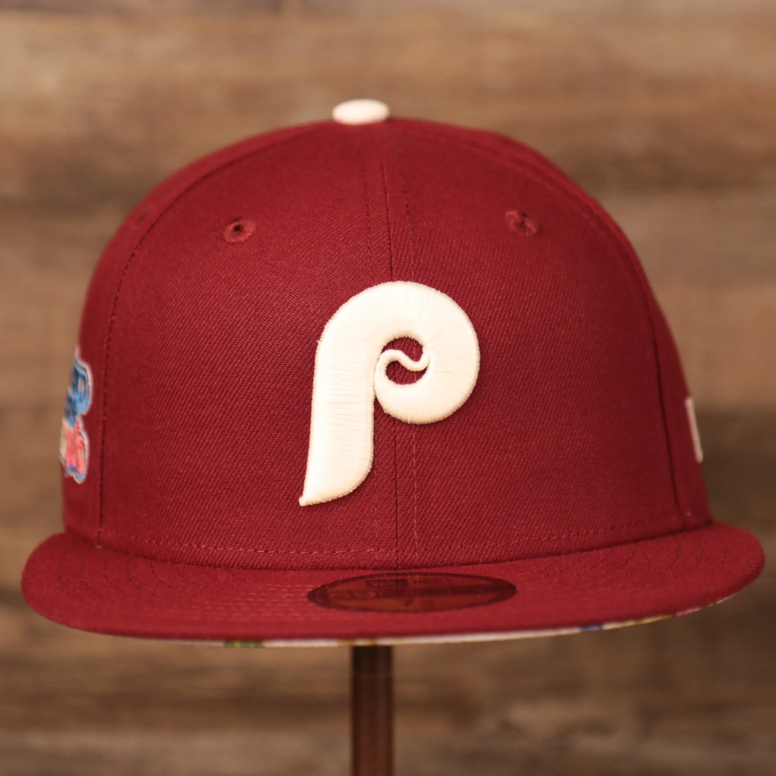 Philadelphia Phillies 1980 World Series Floral Bottom Maroon 59fifty Side Patch Fitted | Phillies Glow In The Dark Fitted Cap