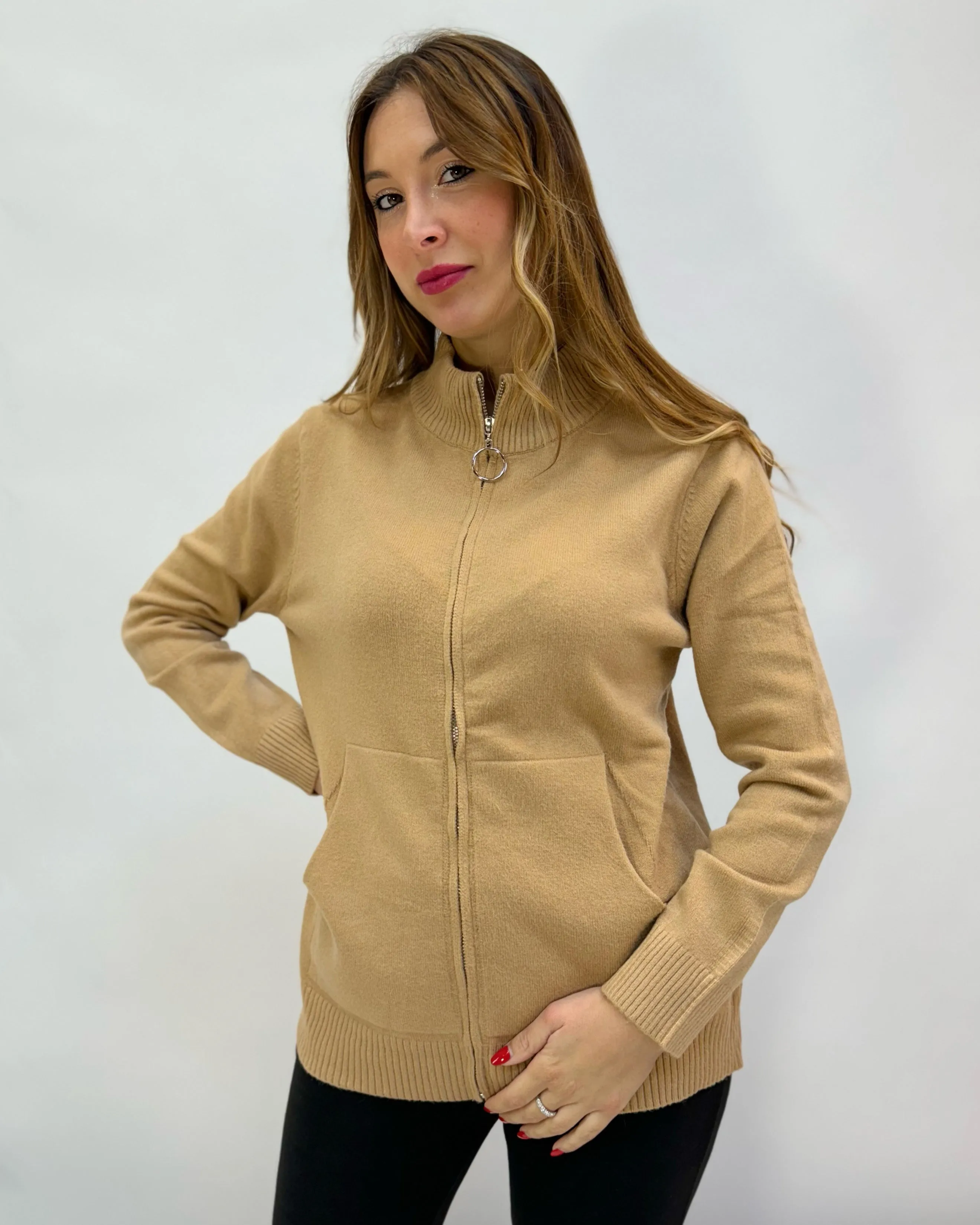 Pullover lupetto con zip