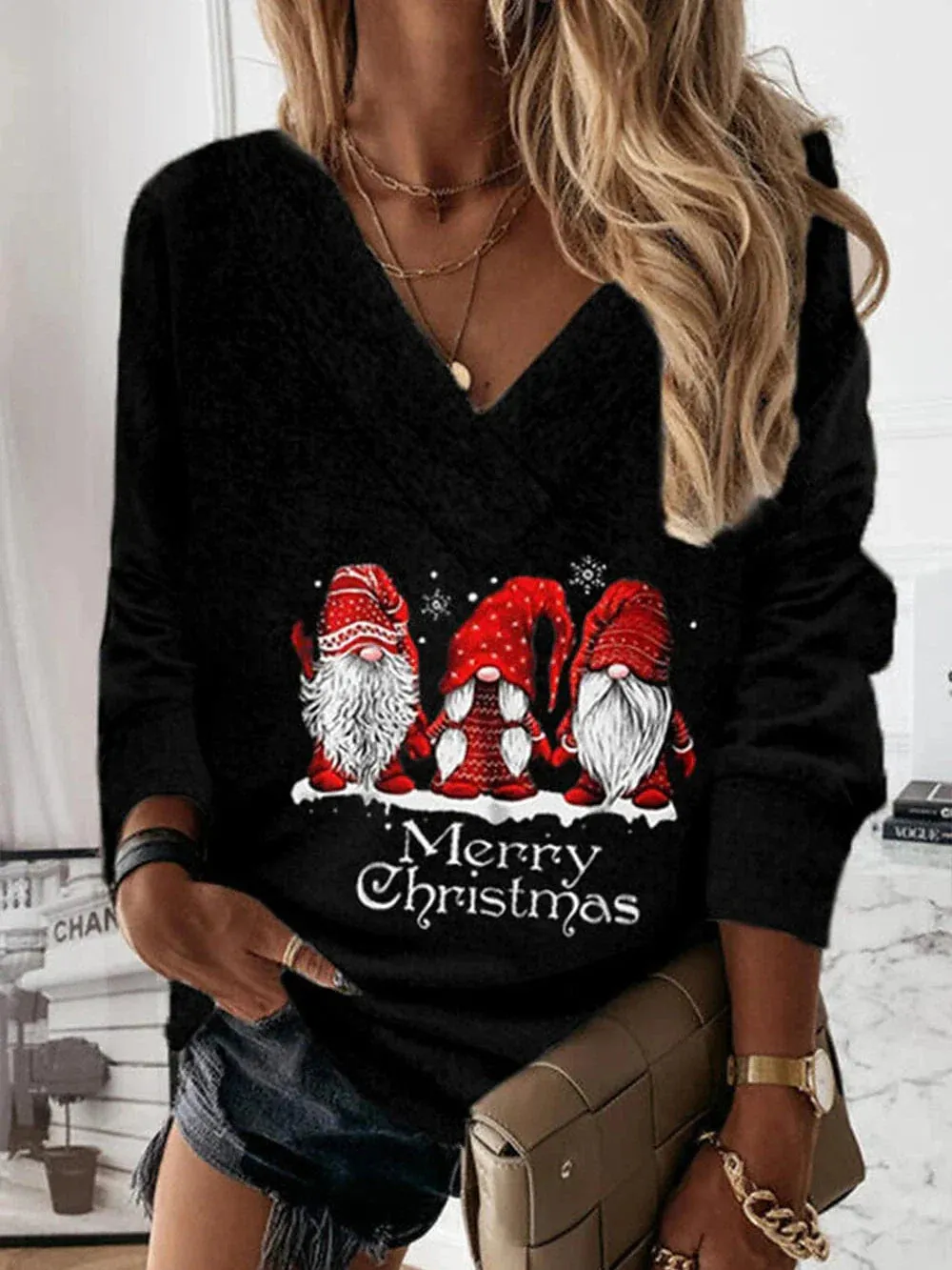 Red and White Christmas Butterfly Graphic Women's Sweatshirt Pullover